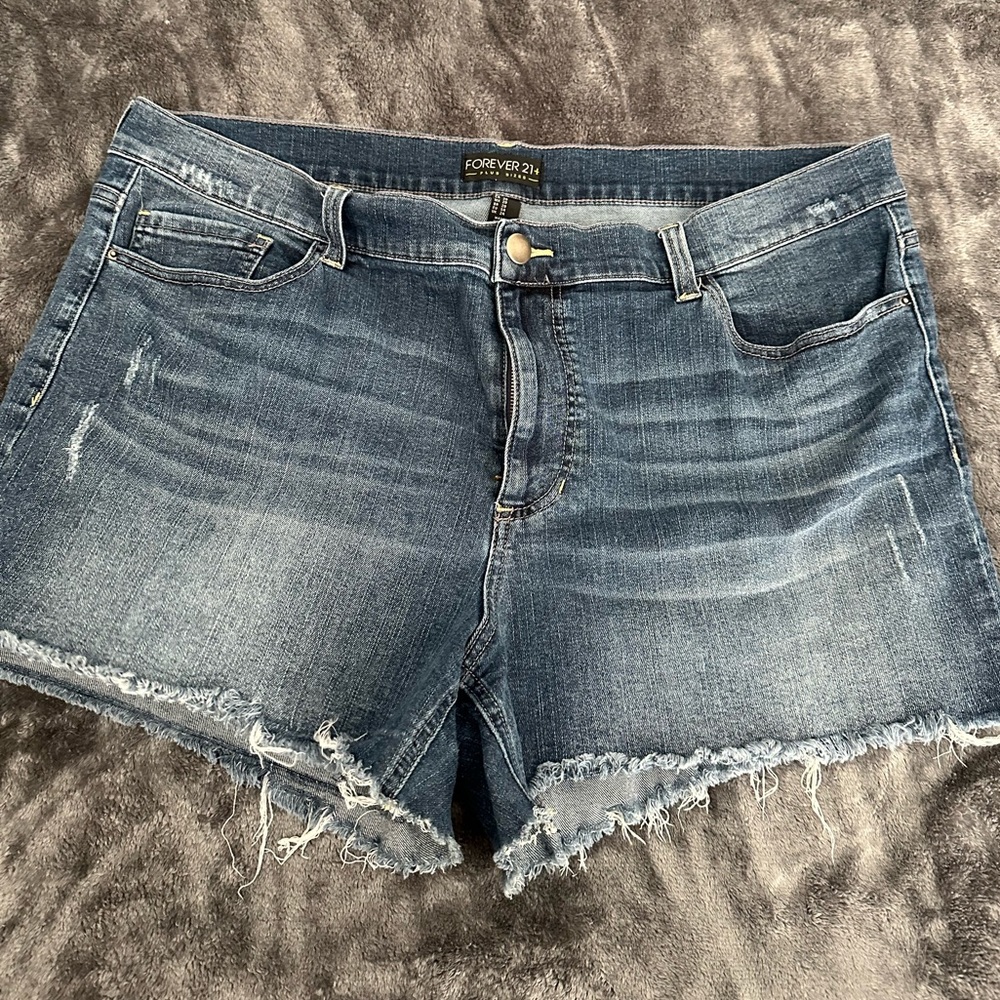 Forever 21 size 20 denim shorts